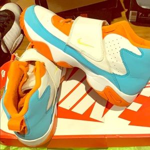 Nike Air Mission GS Youth Training Shoes